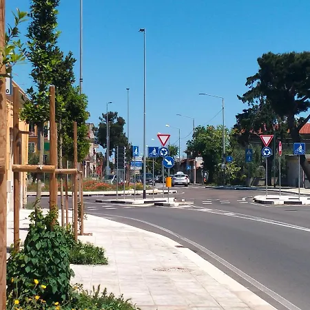 Aura דירה